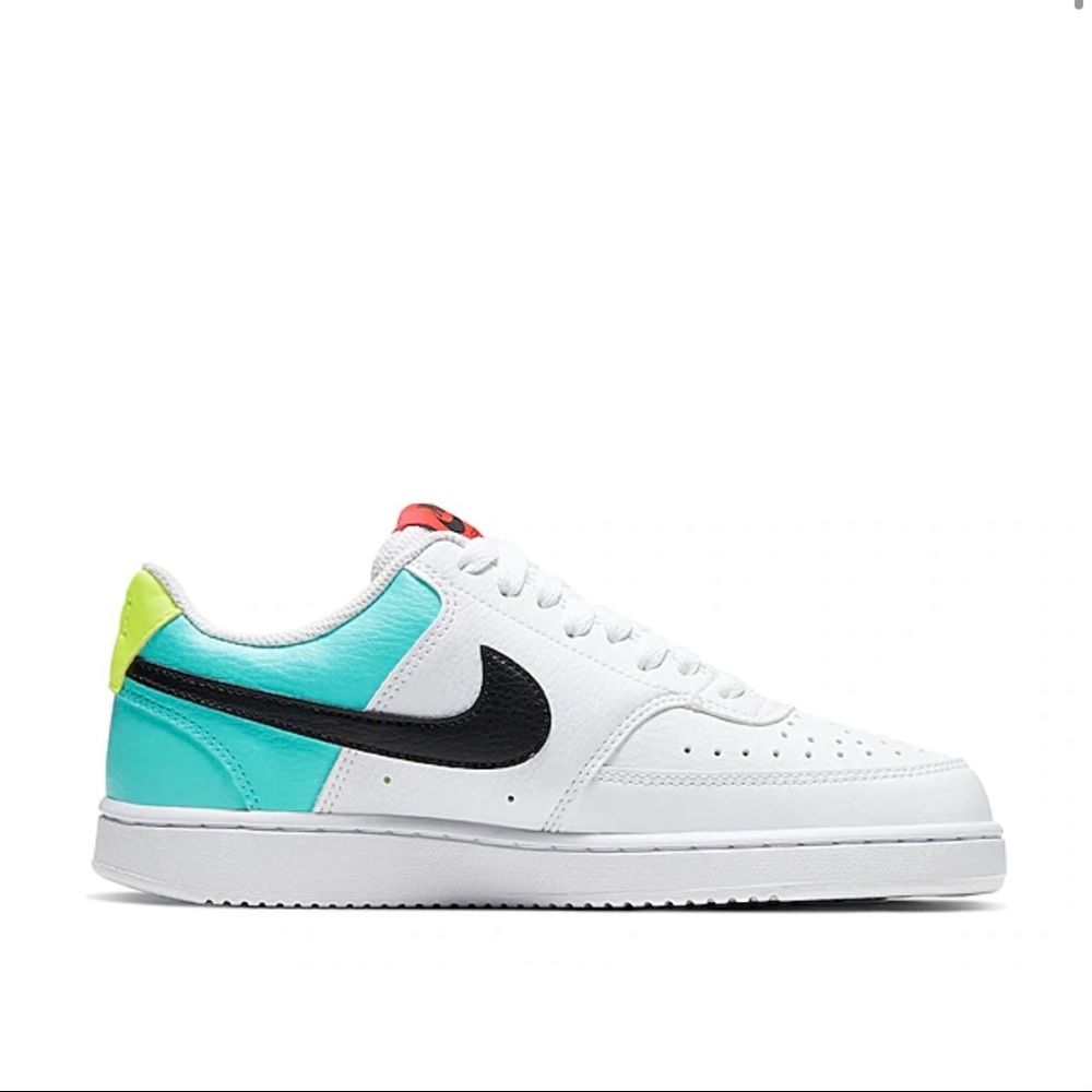 Nike Court Vision Low